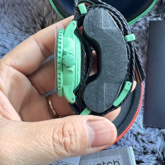 Swatch x Blanc Pain - Picture 3 of 9